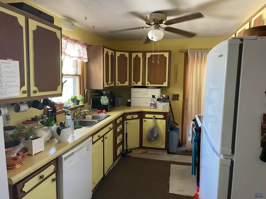 616 Oakland, Rapid City, SD 57701 - #3