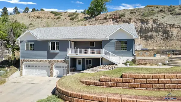 1302 St Cloud St, Rapid City, SD 57701