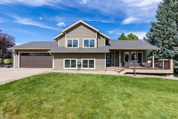 3031 Sunny Hill Cir, Rapid City, SD 57702