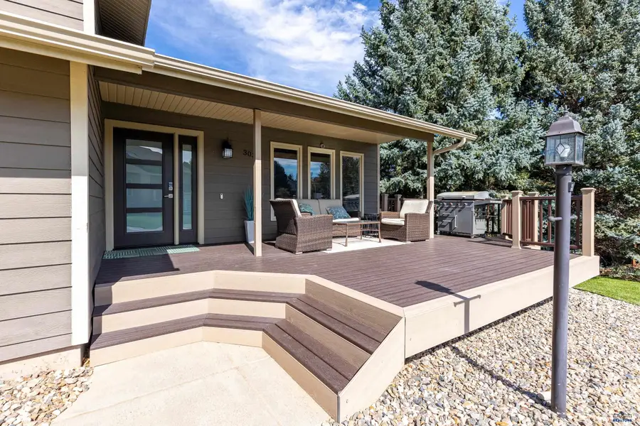 3031 Sunny Hill Cir, Rapid City, SD 57702 - #2