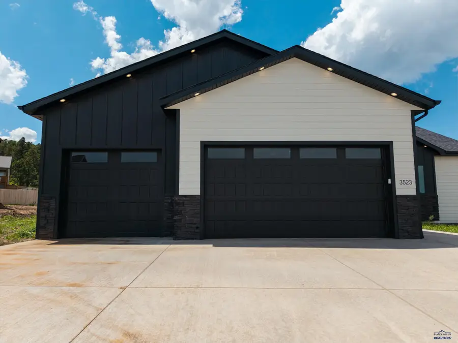 3523 Joseph St, Sturgis, SD 57785 - #2