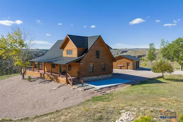 28025 Cascade Rd, Hot Springs, SD 57747