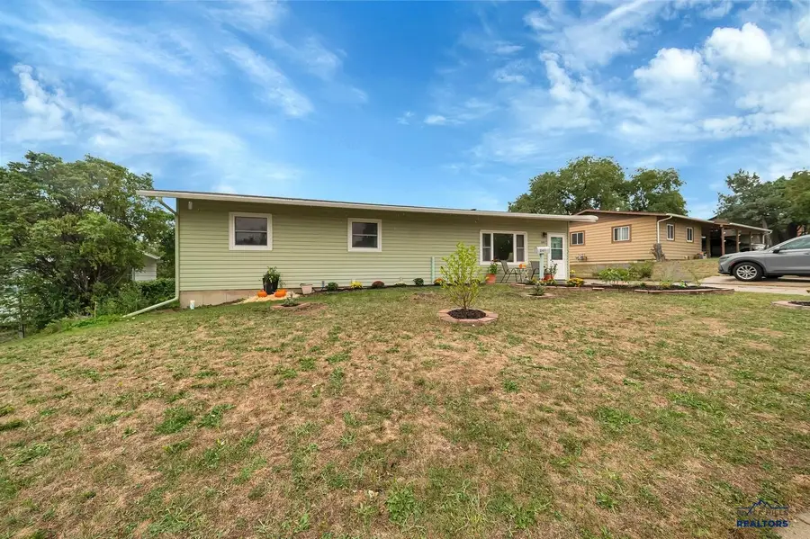 341 E Custer St, Rapid City, SD 57701 - #2
