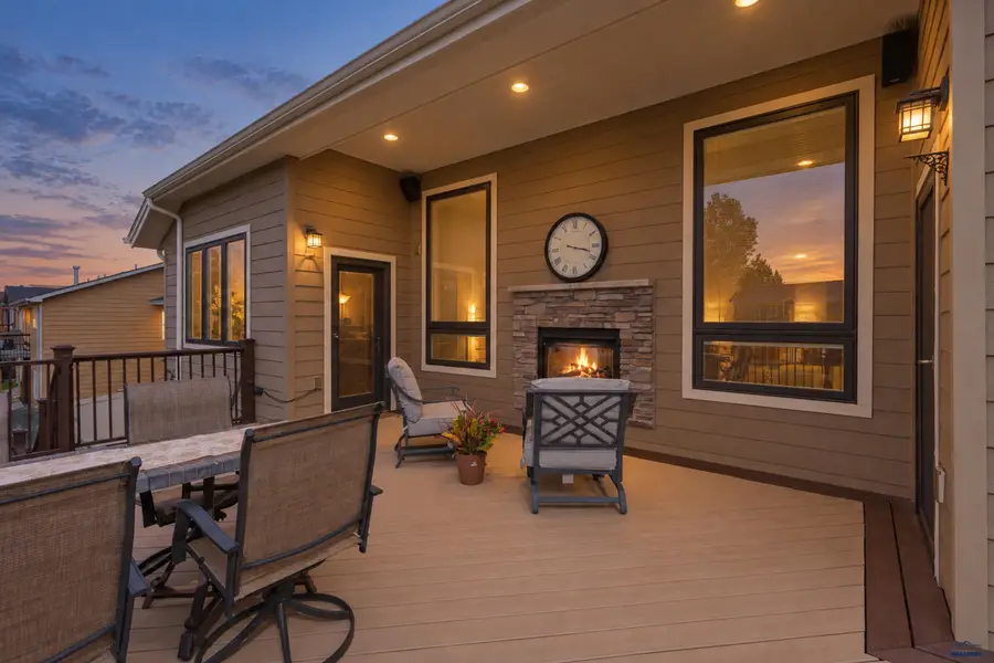 6913 Porthcawl Ct, Rapid City, SD 57702 - #2