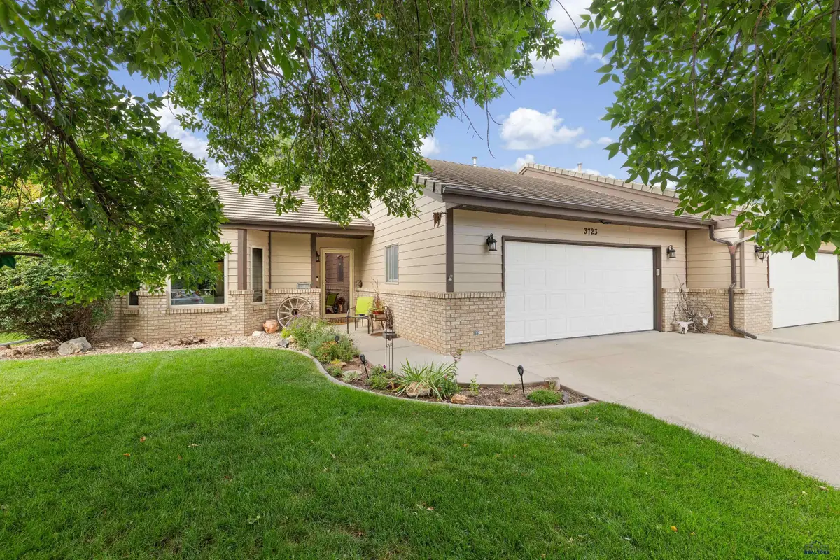 3723 Mulligan Ct, Rapid City, SD 57703 - #1