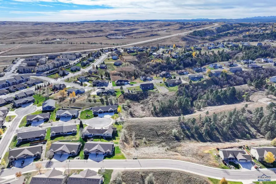 335 Enchanted Pines Dr, Rapid City, SD 57701 - #2
