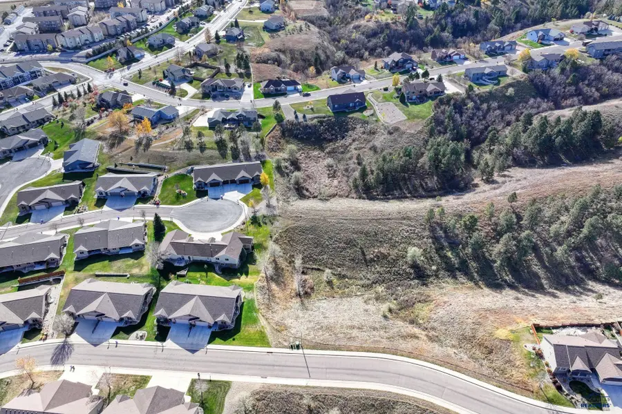 335 Enchanted Pines Dr, Rapid City, SD 57701 - #3