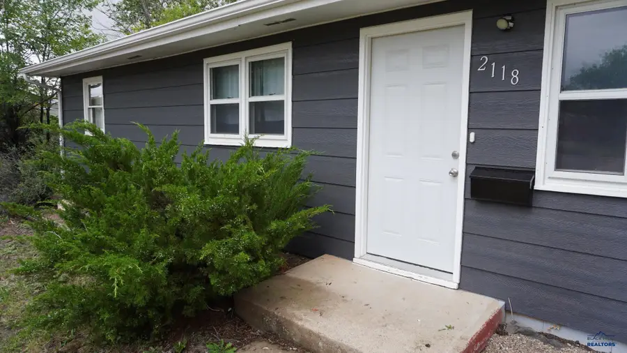 2118 Oak Ave, Rapid City, SD 57701 - #2