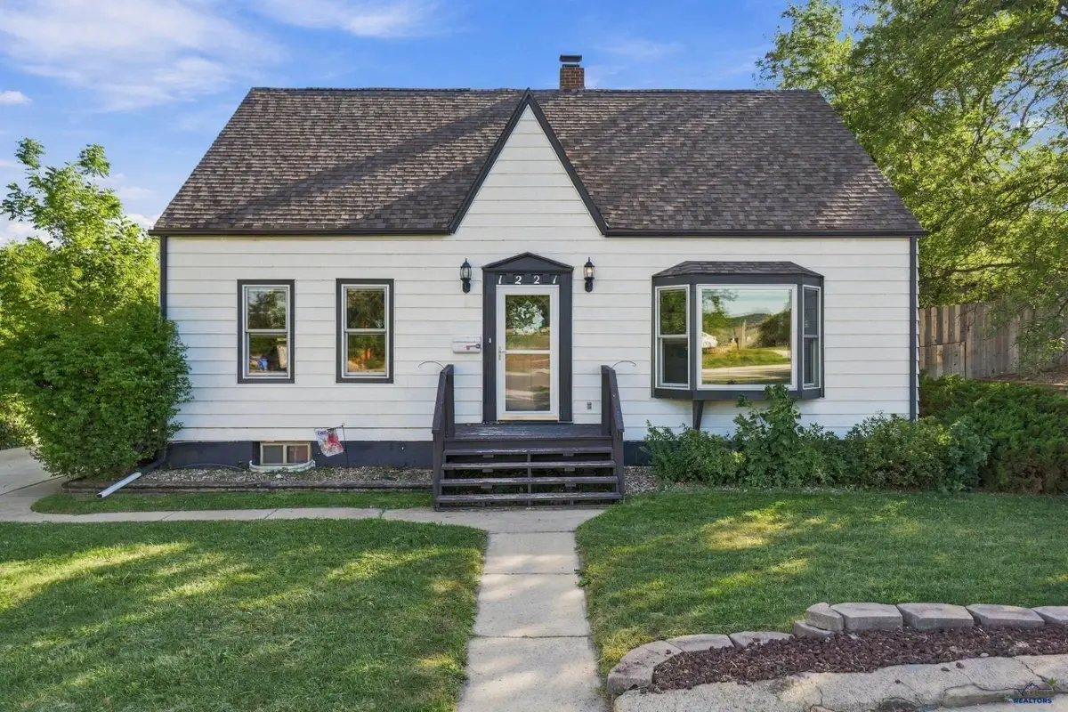 1221 Quincy, Rapid City, SD 57701 - #1