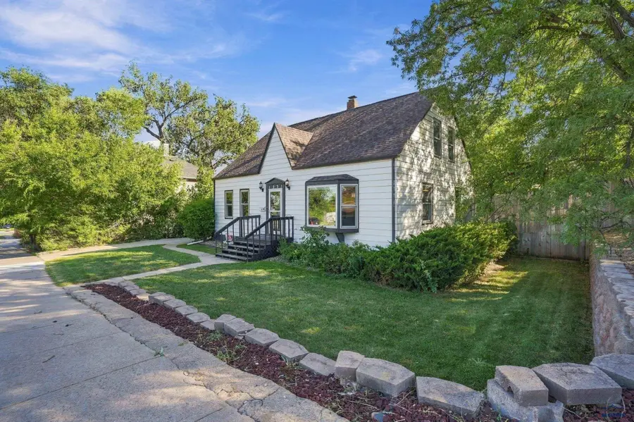1221 Quincy, Rapid City, SD 57701 - #2