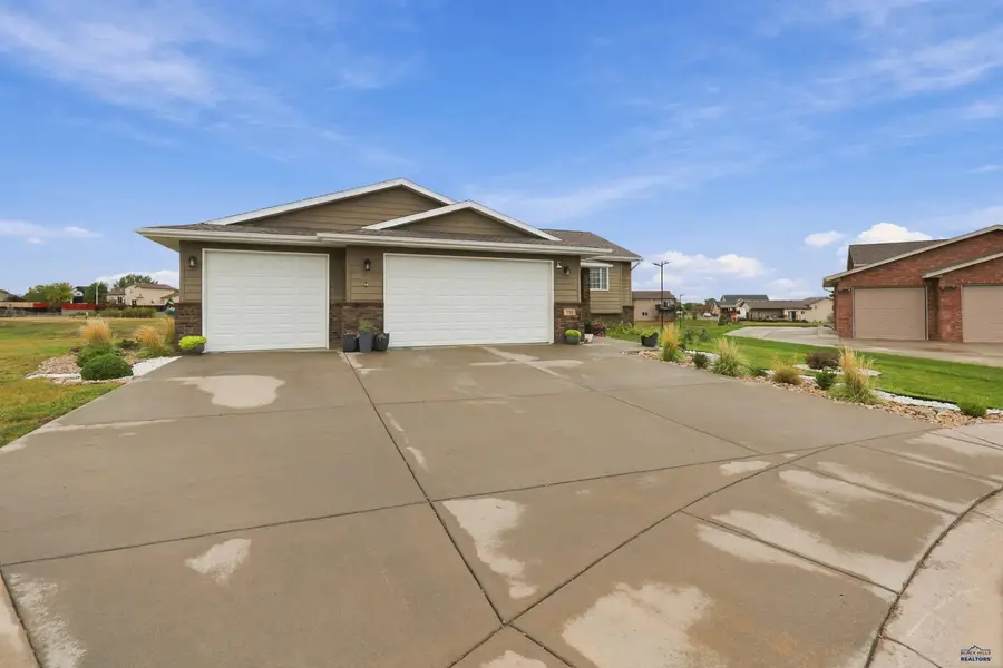 150 Sophia Lynnae Ct, Box Elder, SD 57719 - #3