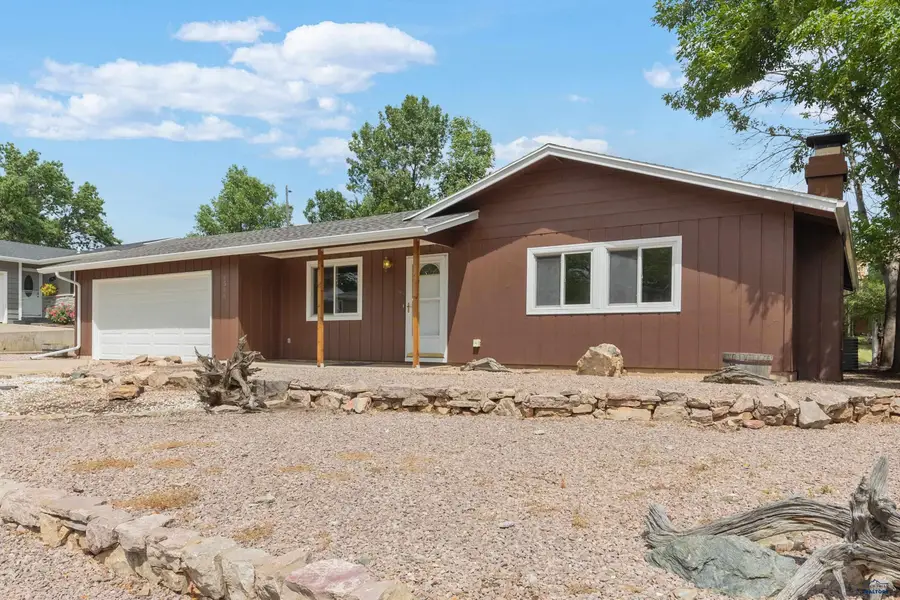 1516 N 7th St, Rapid City, SD 57701 - #2