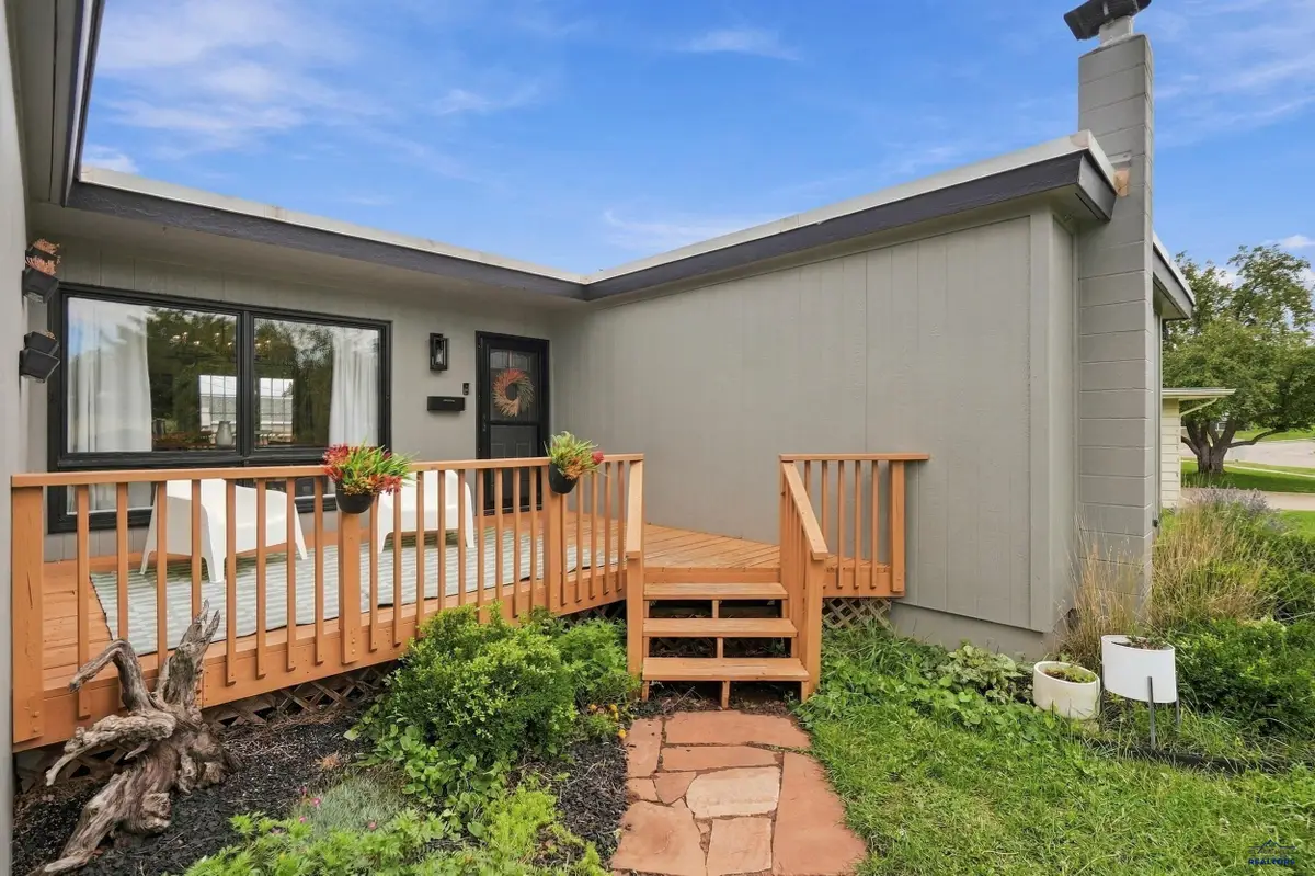 4606 Staton Pl, Rapid City, SD 57702 - #1