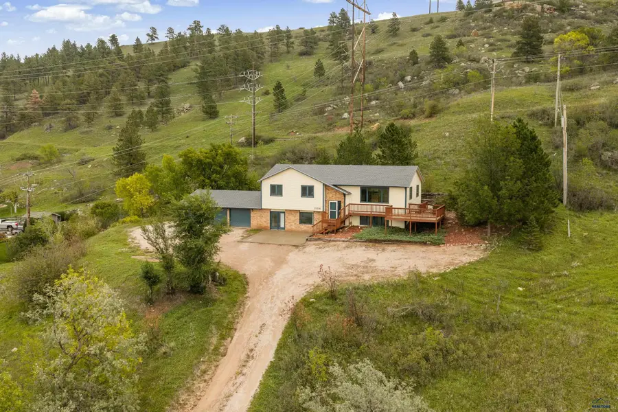 2108 Harney Dr, Rapid City, SD 57702 - #2