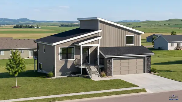 708 N Valley Dr, Rapid City, SD 57703
