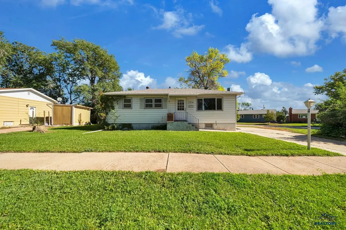 124 Grand Blvd, Rapid City, SD 57701 - #1