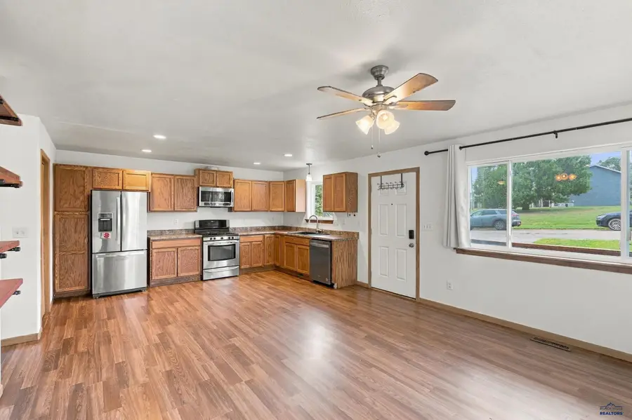 235 Lindbergh Ave, Rapid City, SD 57701 - #3