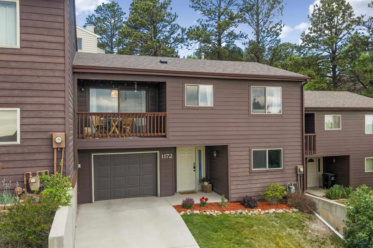 1172 Parkwood Rd, Rapid City, SD 57701 - #1