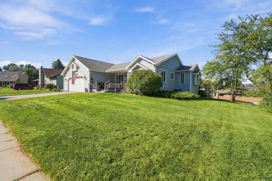 3021 Roxbury Cir, Rapid City, SD 57702 - #2