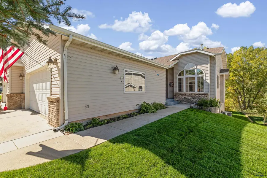 3701 Park Dr, Rapid City, SD 57702 - #2