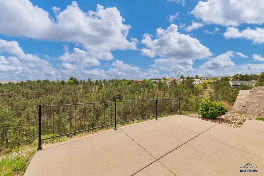 3626 City View Dr, Rapid City, SD 57701 - #3