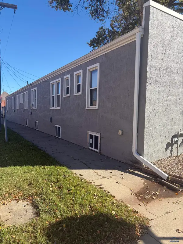 1140 Sherman St, Sturgis, SD 57785