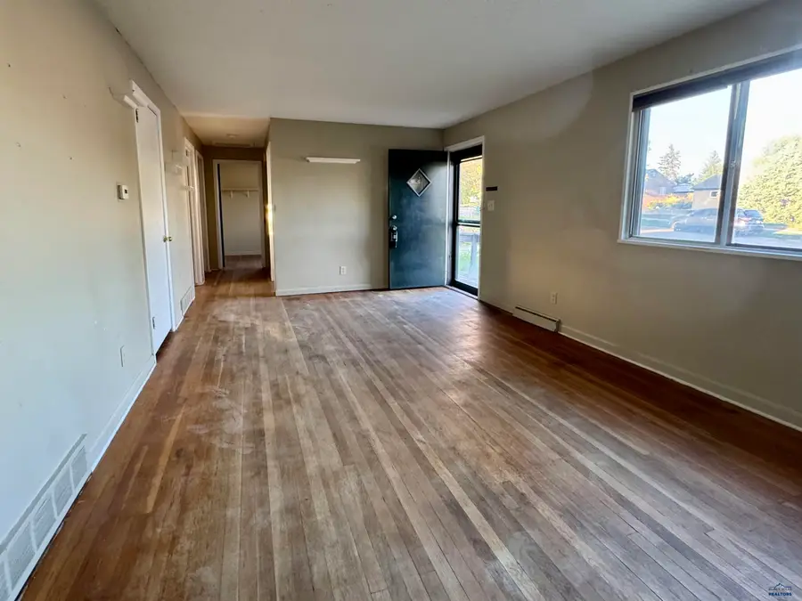 1119 Northeast Dr, Rapid City, SD 57701 - #3