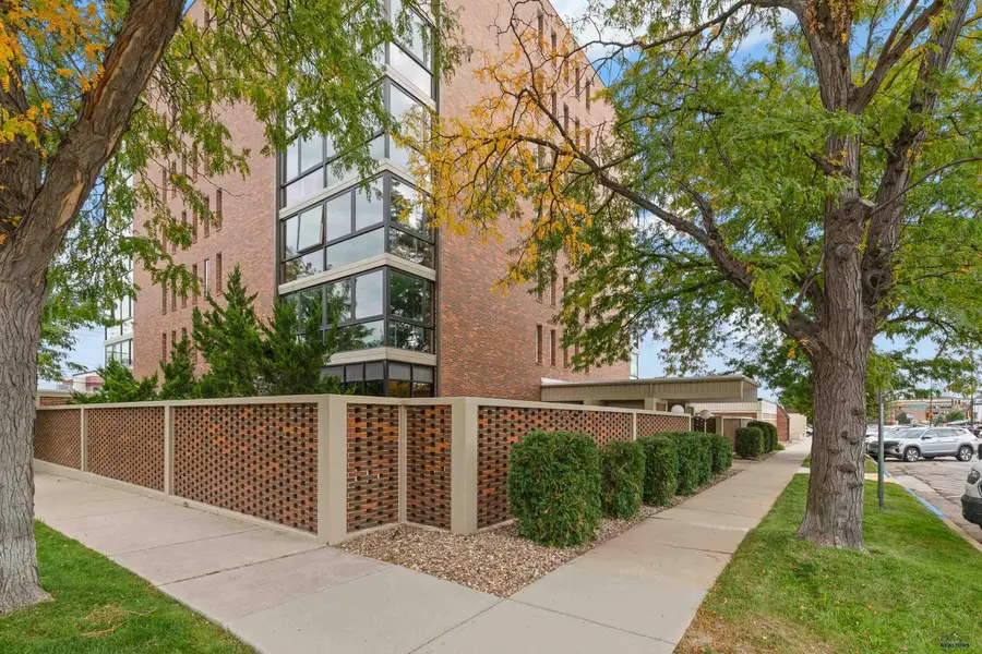 824 Columbus, Rapid City, SD 57701 - #2