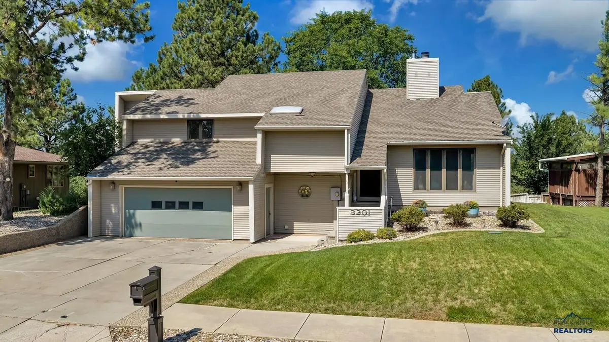 3201 Hogan Ct, Rapid City, SD 57702 - #1