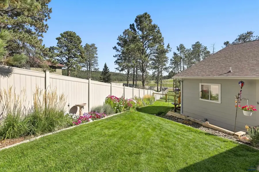 8315 Kings Rd, Rapid City, SD 57702 - #3