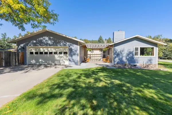 6192 Blake Rd, Rapid City, SD 57702