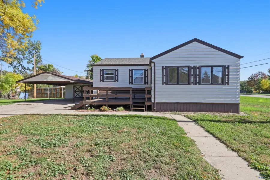 2136 6th Ave, Rapid City, SD 57702 - #2