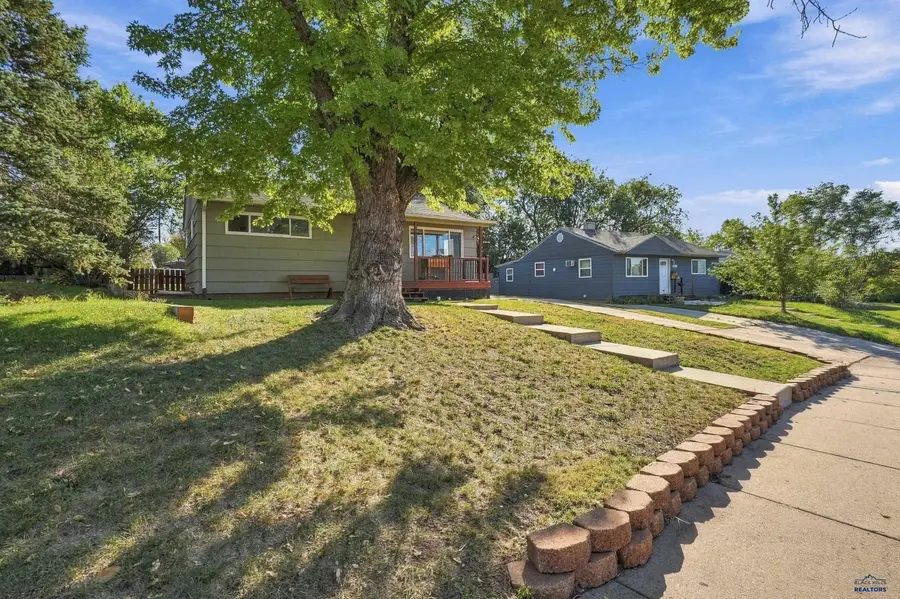910 Allen Ave, Rapid City, SD 57701 - #3