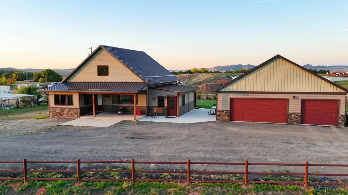10208 Reebe Ranch St, Spearfish, SD 57783 - #1