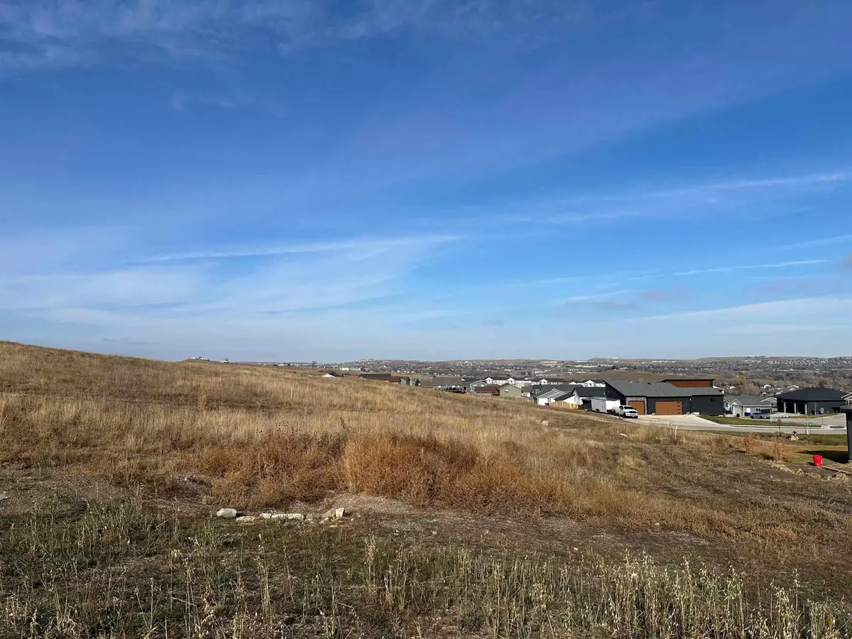 2922 Rombauer Dr, Rapid City, SD 57703 - #1