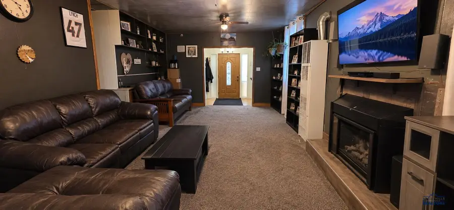 2433 Plateau Ln, Rapid City, SD 57703 - #3