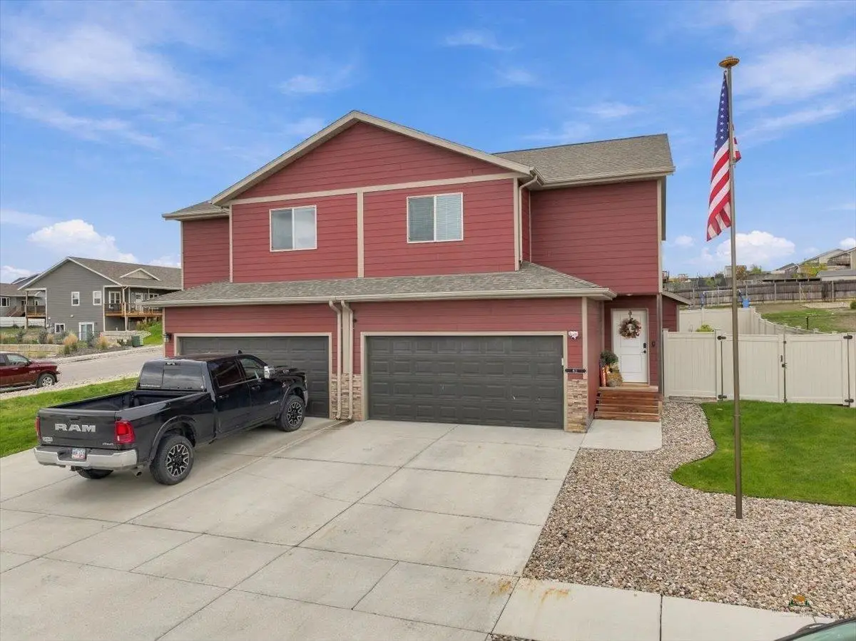 611 Copperfield Dr, Rapid City, SD 57703 - #1