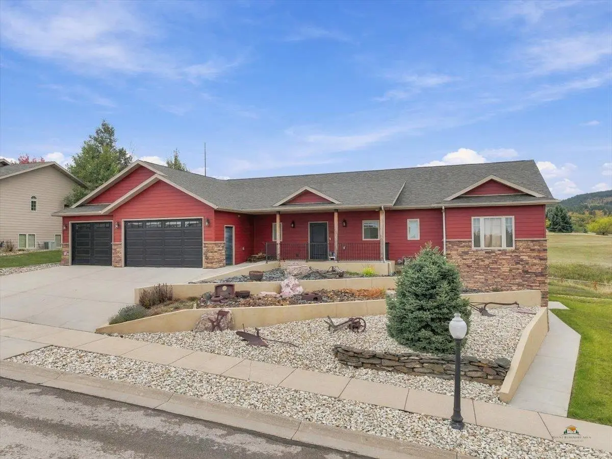 1817 Country Oaks Ln, Spearfish, SD 57783 - #1