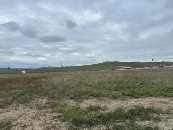 2630 Marlin Dr, Rapid City, SD 57703