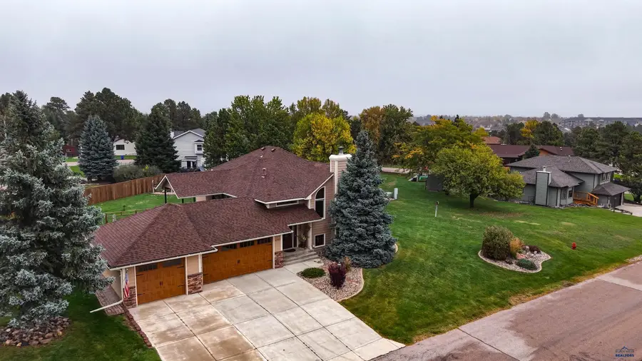 4922 Raven Cir, Rapid City, SD 57702 - #3