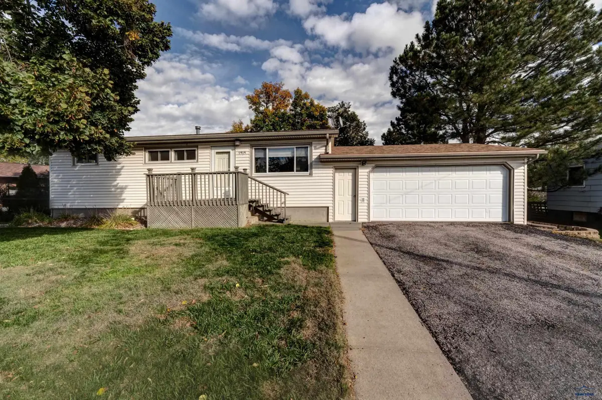1414 Minuteman Dr, Rapid City, SD 57701 - #1