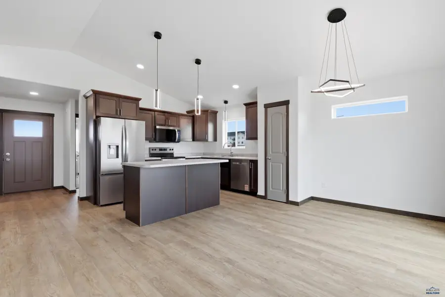 526 Denali Dr, Box Elder, SD 57719 - #2
