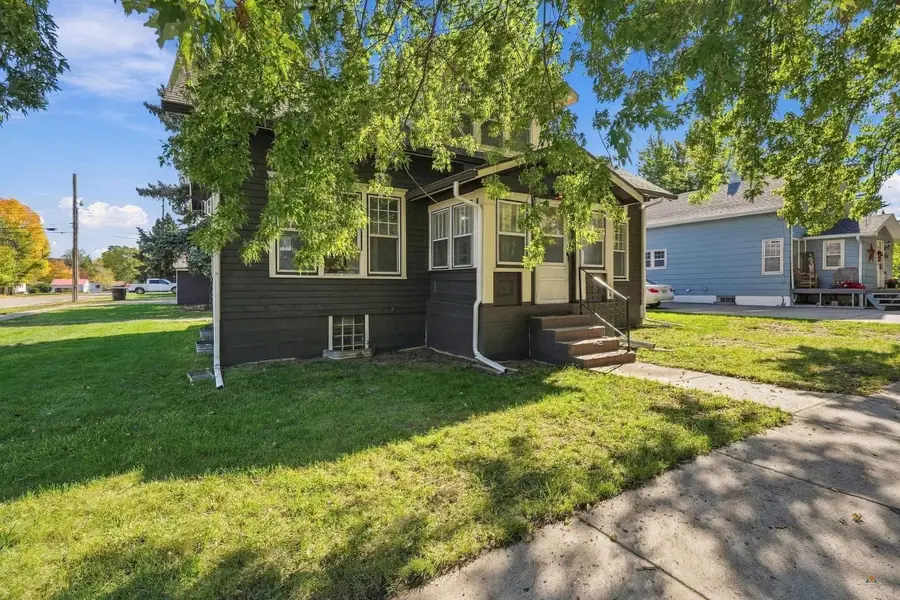 1506 Davenport St, Sturgis, SD 57785 - #2