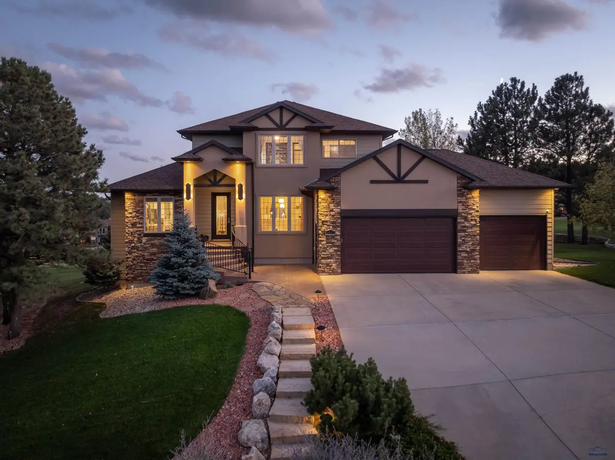6407 Muirfield Dr, Rapid City, SD 57702 - #1