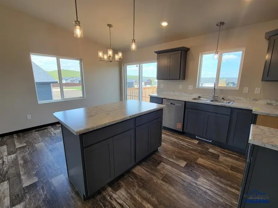 5625 Coal Bank Dr, Rapid City, SD 57701 - #2