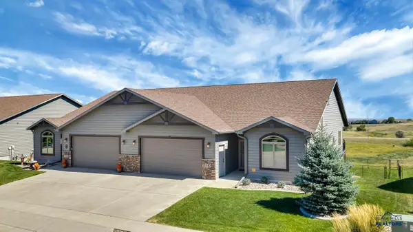 185 Enchantment Rd, Rapid City, SD 57701