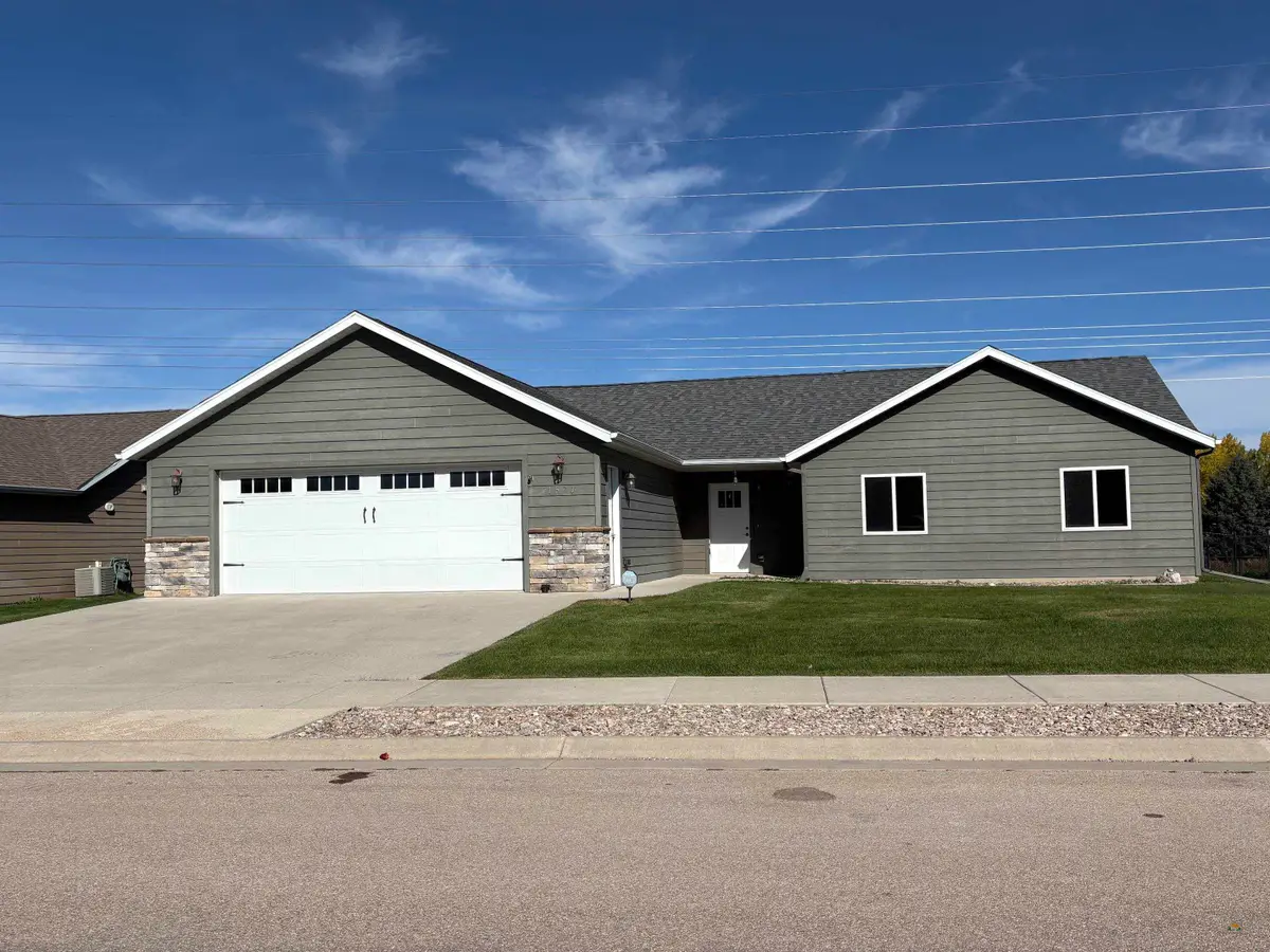 1570 Shoshone Ave, Spearfish, SD 57783 - #1