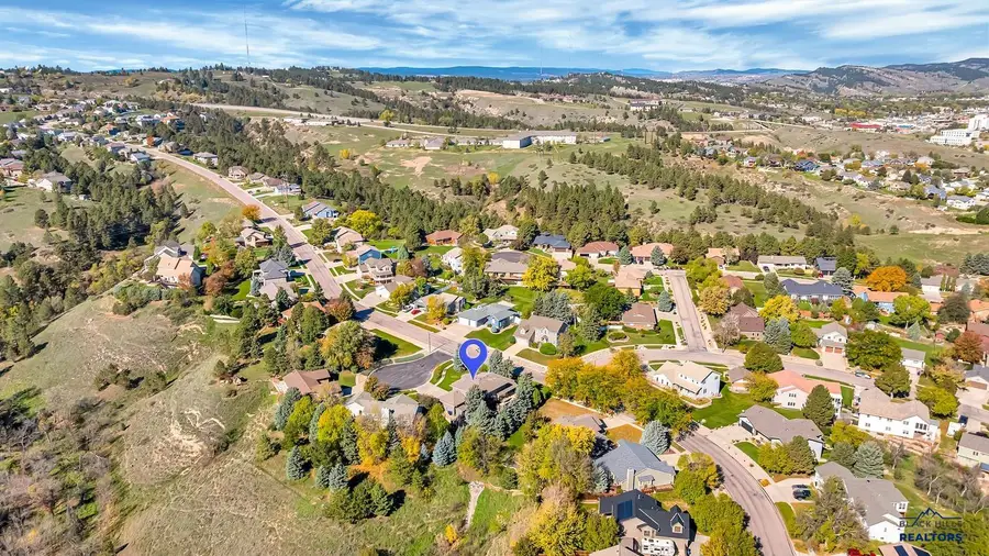 609 Alta Vista Ct, Rapid City, SD 57701 - #3