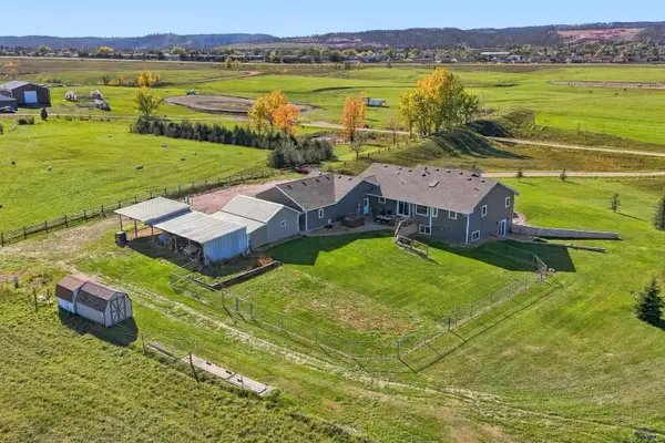 6950 Harley Ln, Rapid City, SD 57702