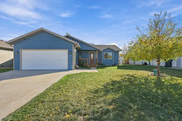 1935 Adirondack St, Spearfish, SD 57783